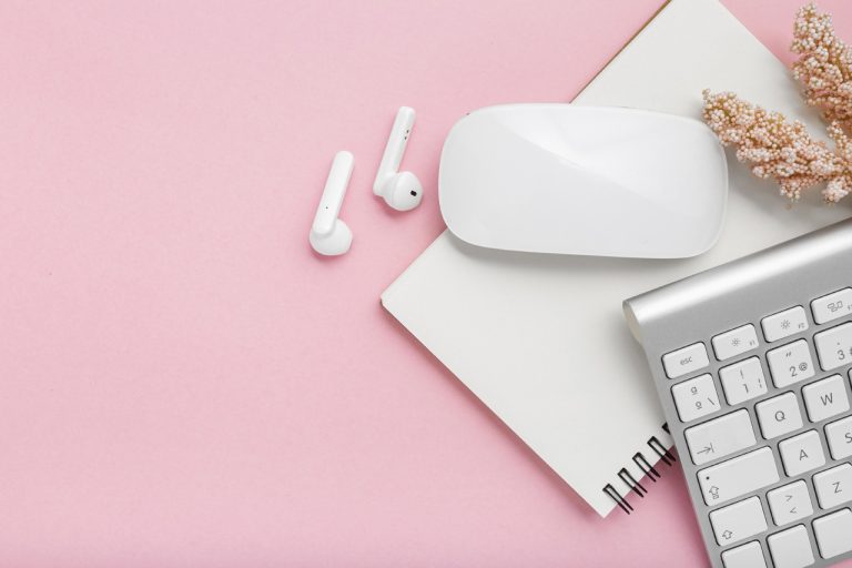 Werking on Official Profects Sush as Soweman Autemetad